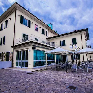 Hotel Butterfly, Torre del Lago Puccini